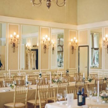 Royal Restaurant & Banquet - Elegant and classy banquet room - Vietnamese Near Me - Westminster, California Royal Restaurant & Banquet - Elegant and classy banquet room - Vietnamese Near Me - Westminster, California