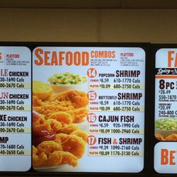 Popeyes Louisiana Kitchen - Menu sign with nothing telling you that you'll have to pay more for a drink