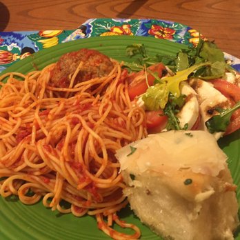 Bottega Michelangelo - Caprese salad, Spaghettini Pomodoro & Mamma's House-made Meatballs and Tre Formaggi Garlic Rolls - Italian Near Me - Tucson, Arizona Bottega Michelangelo - Caprese salad, Spaghettini Pomodoro & Mamma's House-made Meatballs and Tre Formaggi Garlic Rolls - Italian Near Me - Tucson, Arizona