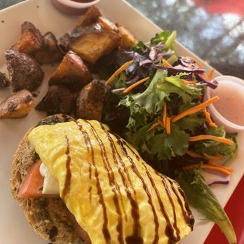 Prosecco Cafe - Vito 's Caprese Omelet Bruschetta - Breakfast & Brunch Near Me - Palm Beach Gardens, Florida