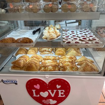 Pao's Pastries & Cafe - Cafes Near Me - Van Nuys, California