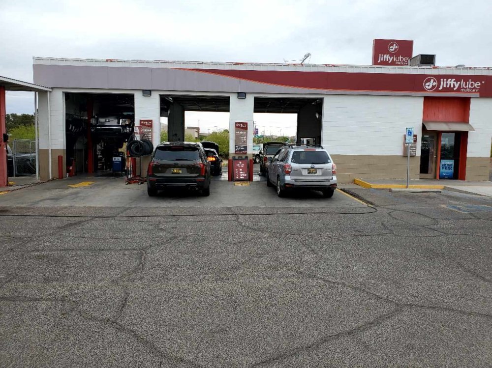 JIFFY LUBE Updated September 2024 14 Reviews 2765 N Main, Las