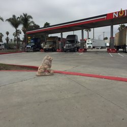 Speedy Fuel - Big rigs lined up