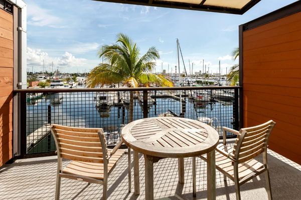 The Perry Hotel & Marina Key West by null