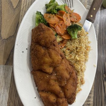 Inca Fusion Peruvian Restaurant - Inca fusion with fried fish - Desserts Near Me - Avondale, Arizona