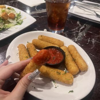 Anzios Italian Restaurant - Cheesesticks - Italian Near Me - Phoenix, Arizona