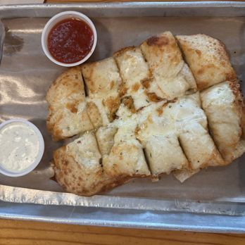 Pinthouse Pizza - Pizza Near Me - Austin, Texas