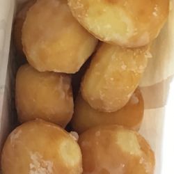Dana's Donuts & Dining