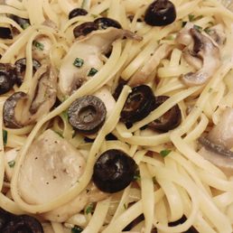 Linguine aglio e olio Linguine aglio e olio