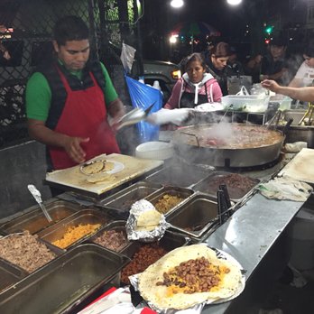Tacos La Guera - Food Trucks Near Me - Los Angeles, California