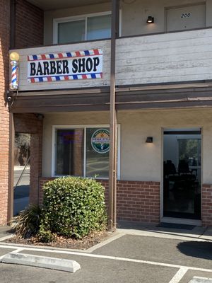 URBAN STYLEZ BARBERSHOP - Updated December 2025 - 16 Photos - 1640 W