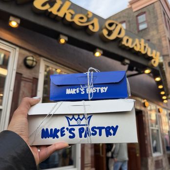 Mike's Pastry - Bakeries Near Me - Boston, Massachusetts
