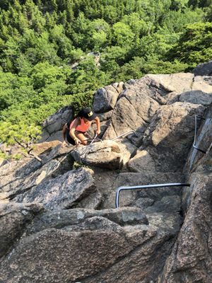 Beehive Trail by null