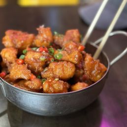 Spicy Fried Chicken Bao Buns