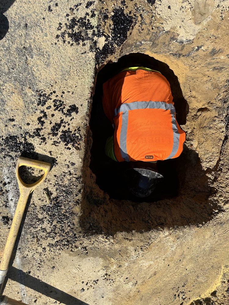 Slide of Lady Liberty Contracting