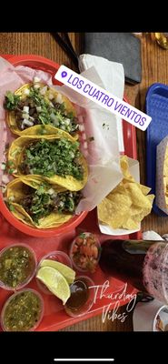 Los 4 Vientos by null