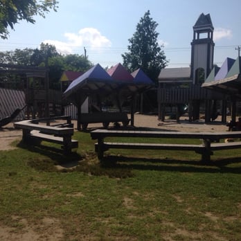 Jamestown Community Playground - Playgrounds Near Me - Jamestown, Rhode Island