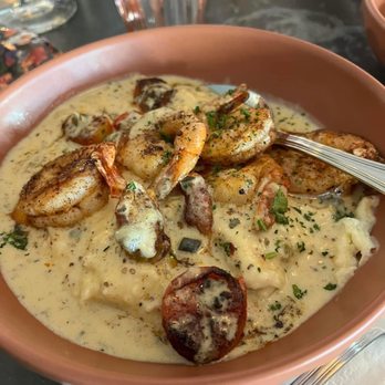 Leeland House - Shrimp and grits - Restaurants Near Me - Galveston, Texas Leeland House - Shrimp and grits - Restaurants Near Me - Galveston, Texas