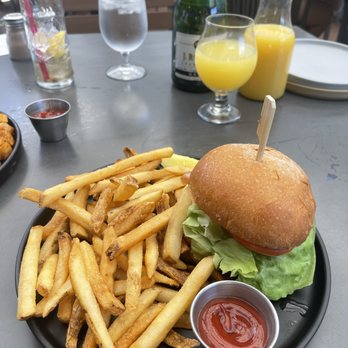 The Front Yard - Front Yard Burger. - Beer Gardens Near Me - Las Vegas, Nevada