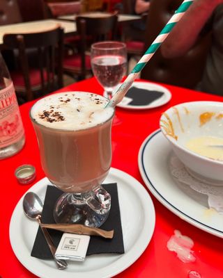 Café du Palais by null