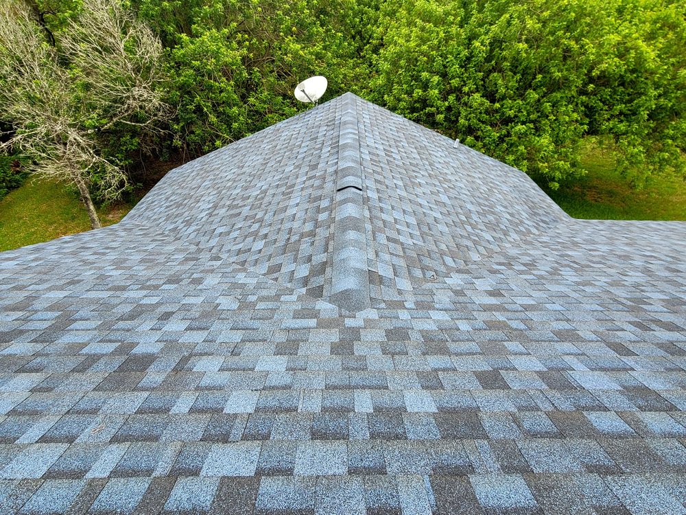 Slide of Local Roofing Pro