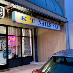 K & T Nailspa - Front Entrance