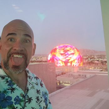 The High Roller - Amusement Parks Near Me - Las Vegas, Nevada