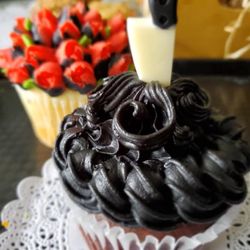 Kim's Cupcakery - Kim's sense of humor really comes out when clients request something...different