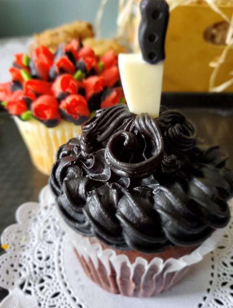 Kim's Cupcakery Logo