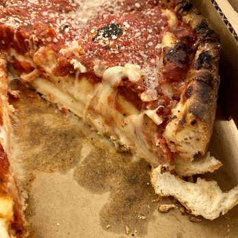 Rosatis Westmont - I could only eat three slices and I was really hungry - Pizza Near Me - Westmont, Illinois
