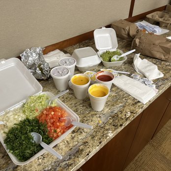 Taqueria Allende - Be fajita tacos, chips, queso, and guacamole - Mexican Near Me - Houston, Texas Taqueria Allende - Be fajita tacos, chips, queso, and guacamole - Mexican Near Me - Houston, Texas