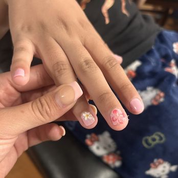 Maria's Nails & Spa - bad nail experience - Nail Salons Near Me - Costa Mesa, California Maria's Nails & Spa - bad nail experience - Nail Salons Near Me - Costa Mesa, California