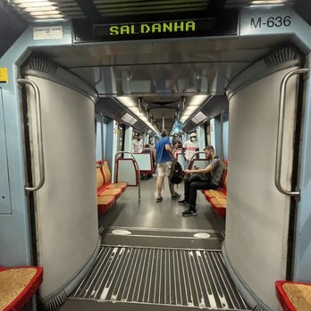 Metro Picoas - Metro - Train Stations Near Me - Lisbon, 11
