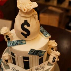 Money bags and money details were amazing.  You could move the cake and nothing fell off