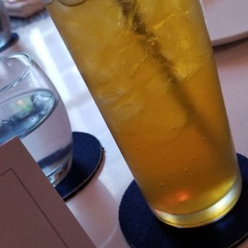 Senia - Clementine Spritzer - Cocktail Bars Near Me - Honolulu, Hawaii Senia - Clementine Spritzer - Cocktail Bars Near Me - Honolulu, Hawaii