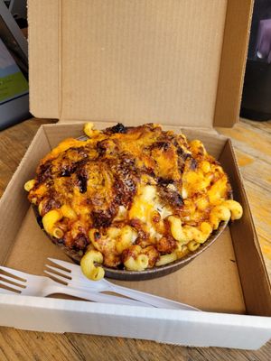 Bobbie Sue's Mac + Cheese by null