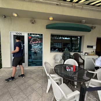Ernie's Cafe & Steak House - Front - American Near Me - Columbia, Missouri
