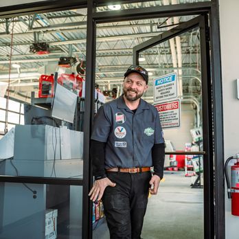 Hess Express Lube Center - Auto Repair Near Me - Westland, Michigan