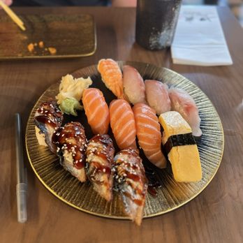 Nikko Sushi Izakaya - Izakaya Near Me - Chicago, Illinois