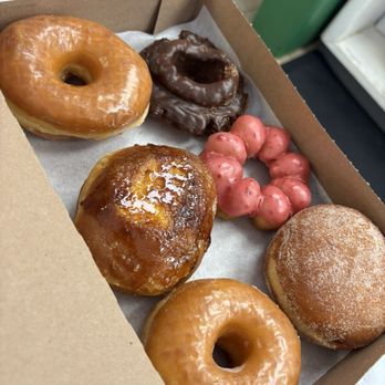 Cruel Donuts - Donuts Near Me - San Mateo, California