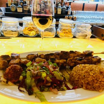 Ottoman Taverna - avuk Sis (char-grilled chicken cubes seasoned with Turkish spices & served with bulgur pilav, ezme  and carrot-red cabbage slaw) - Mediterranean Near Me - Washington, DC, District of Columbia