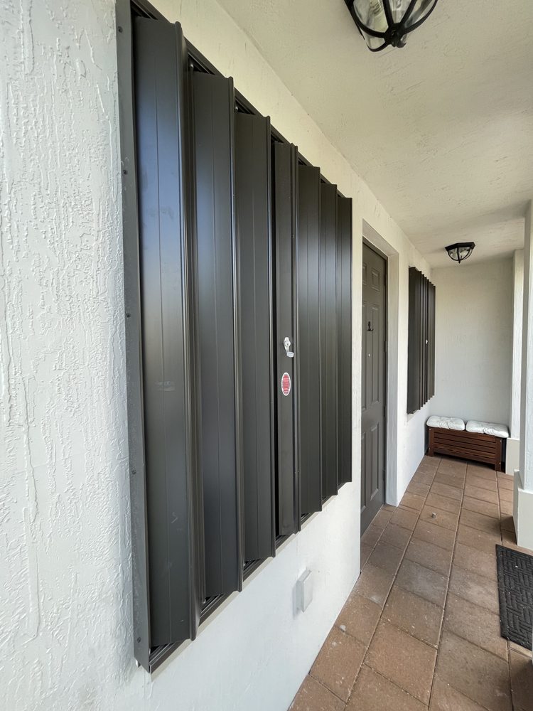 Slide of Strange & Strange Construction