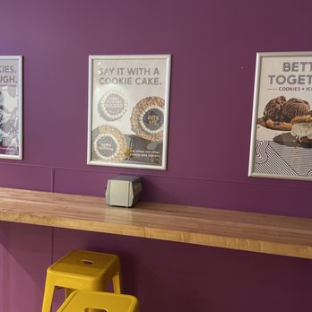 Insomnia Cookies - Desserts Near Me - Dekalb, Illinois