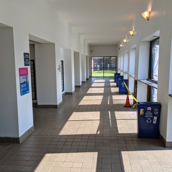 Us Post Office 18 Photos 17 Reviews Post Offices 4700 Millwood Dr Baton Rouge La Phone Number