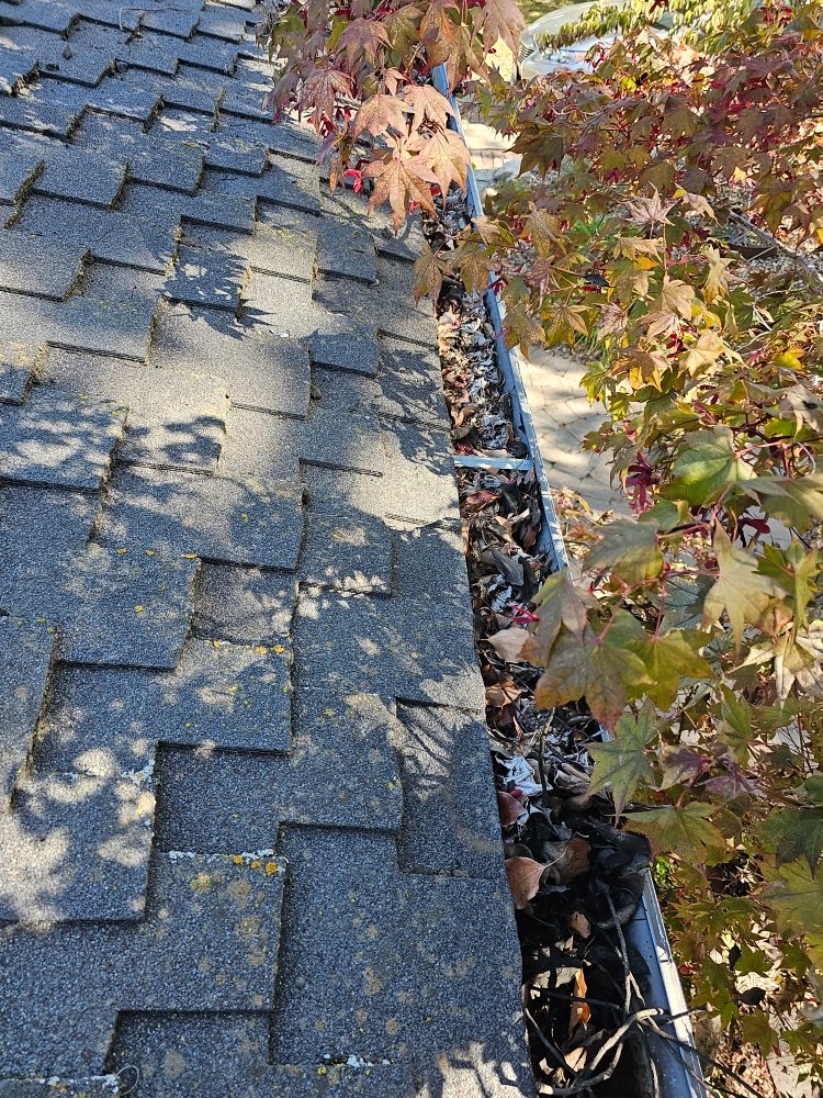 Slide of J&V Roofing Service