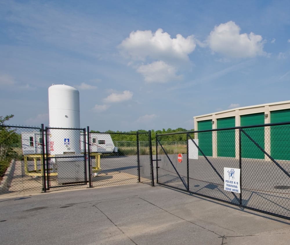 GATEWAY SELF STORAGE Updated October 2024 7101 Vestal Ct, North