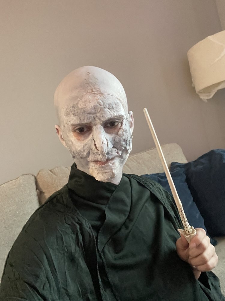 AZD Make Up & Skin Logo