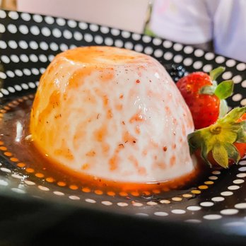 Da Laura - PANNA FRAGOLA 10€ - Italian Near Me - Cannes, 06