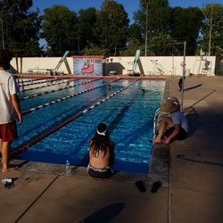 Kidz Aquatic Swim Club - Great and attentive coaches!