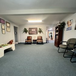 Generational Dental Associates - Waiting area
